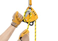 画像5: ★PETZL ペツル マエストロ S  (D024AA00) (5)