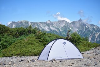 【軽量・コンパクト】HERITAGE（ヘリテイジ）ソロテント 登山・ツーリング ヘリテイジ HERITAGE テント・ツェルト・ウェアの紹介。ヘリテイジ製品