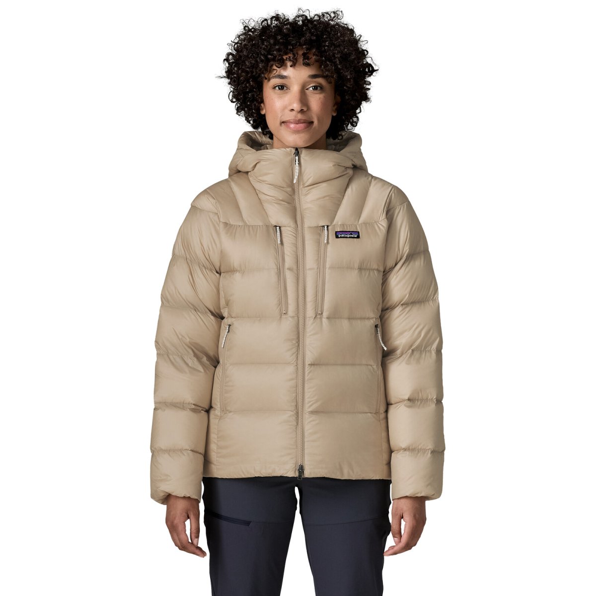 画像4: Patagonia パタゴニア ウィメンズ・フィッツロイ・ダウン・フーディ (85506) (4)