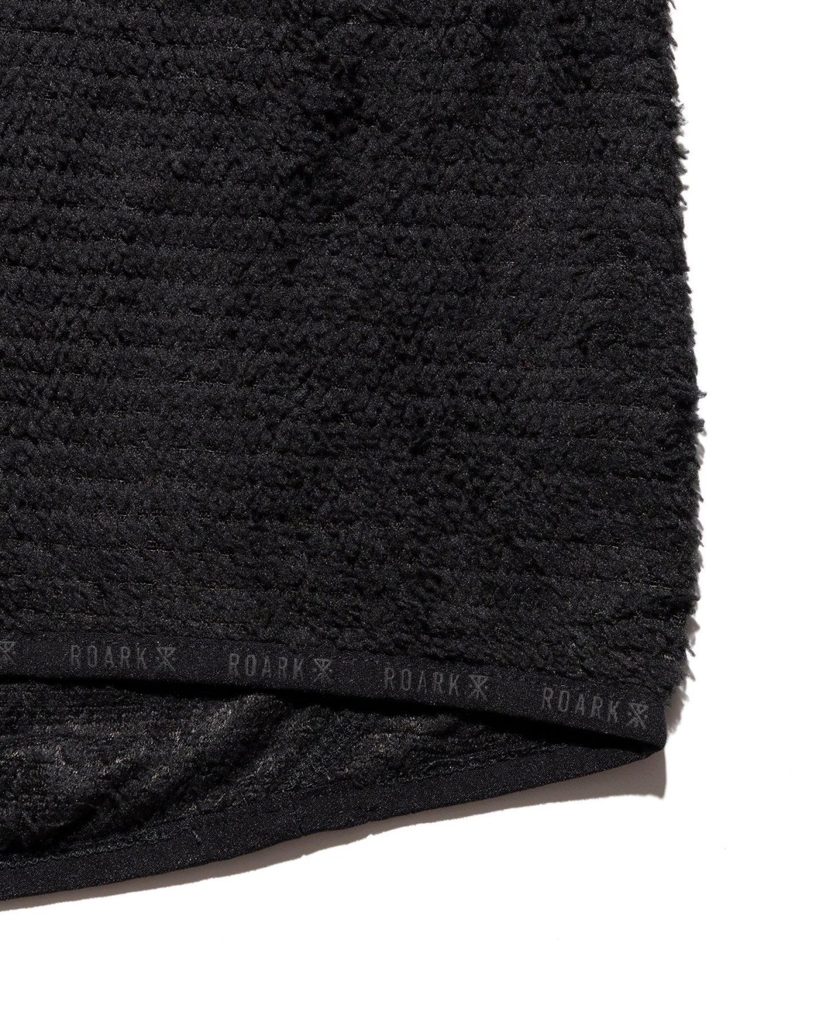 画像7: RUNAMOK ランアモック PRIMALOFT EVOLVE HOODIE プリマロフト エボルブ フーディ【RK468-BLK】 (7)