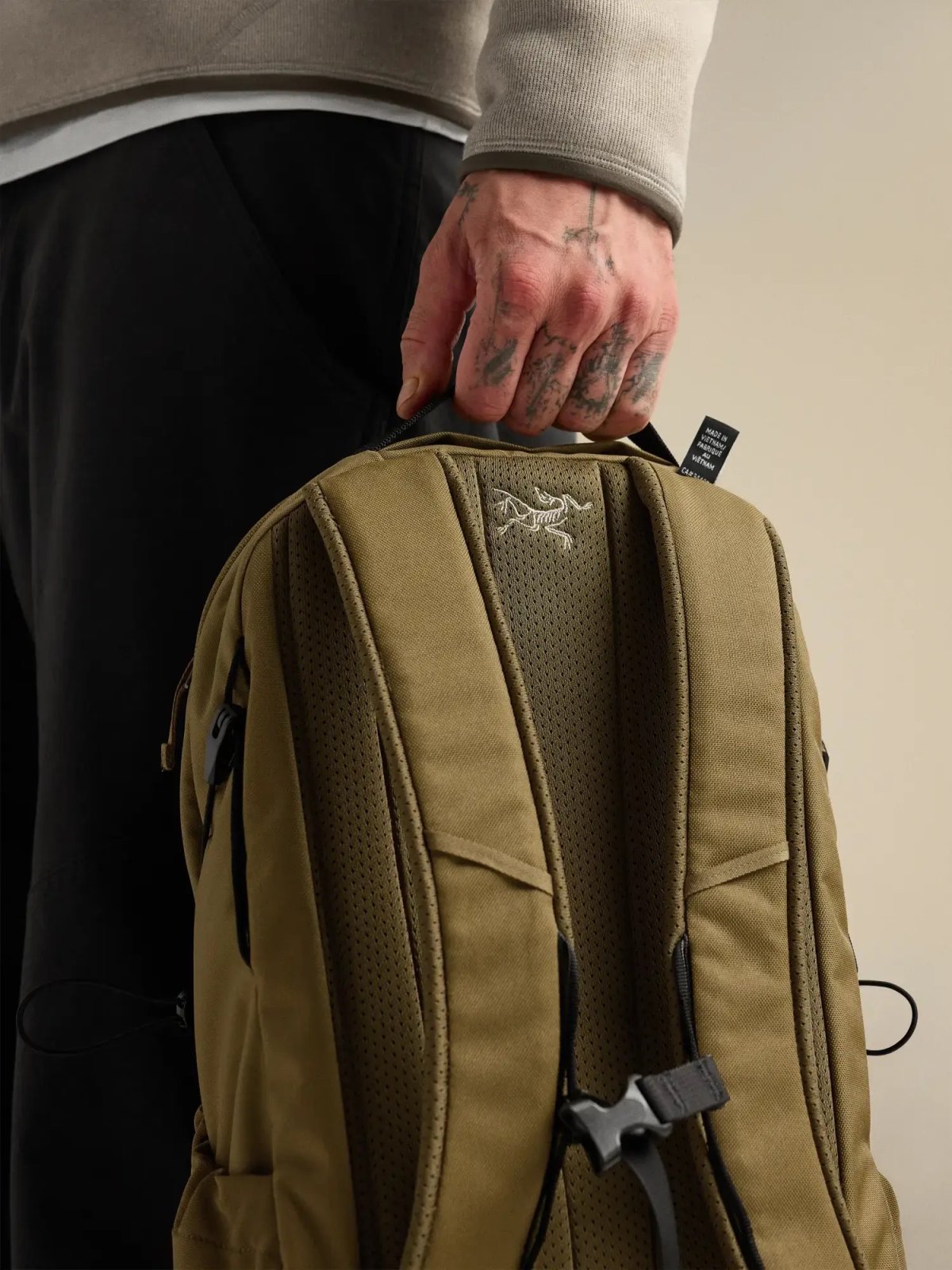 画像7: Arc'teryx アークテリクス マンティス 16 バックパック (X000010636) (7)
