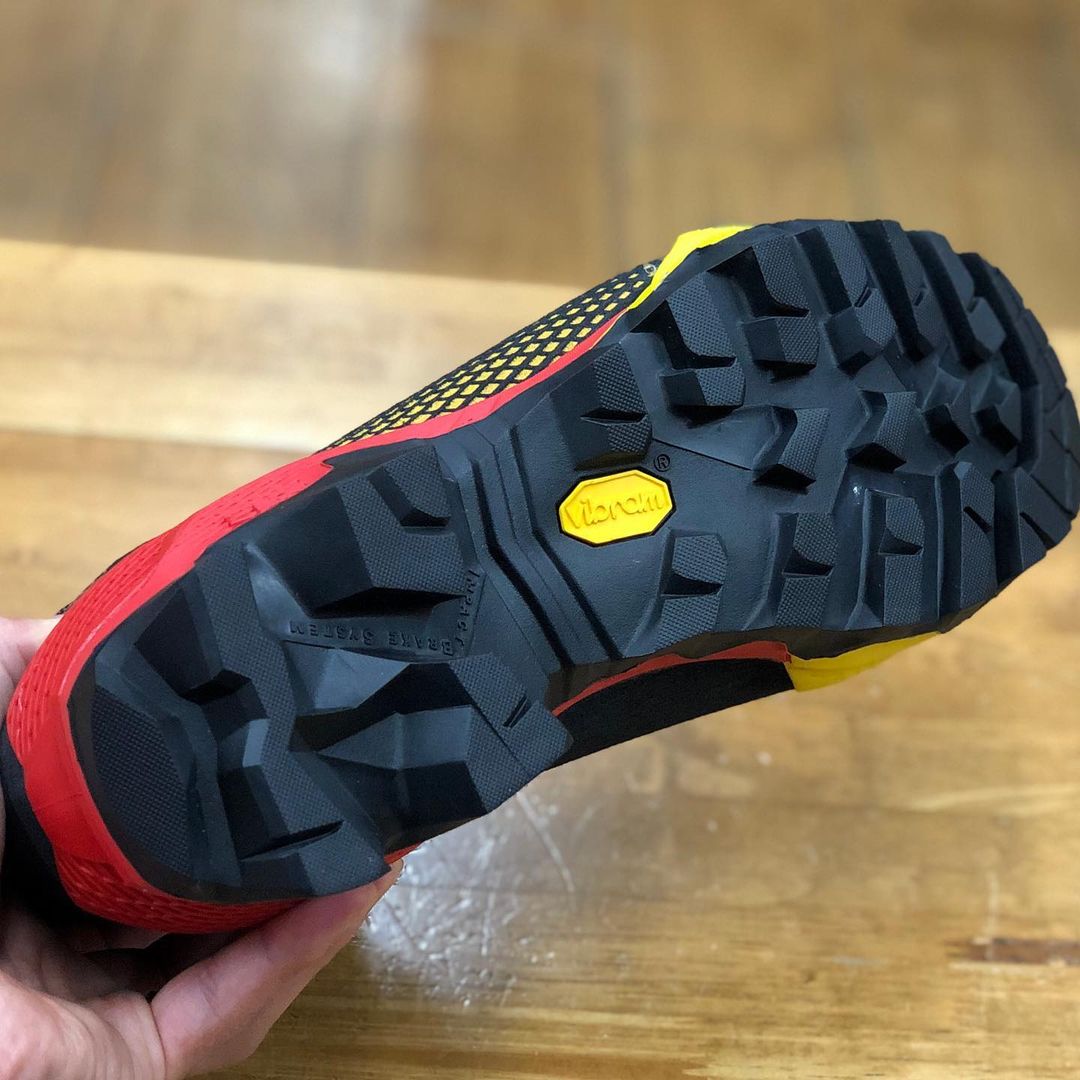 LA SPORTIVA AEQUILIBRIUM ST GTX スポルティバ エクイリビウム ST GTX