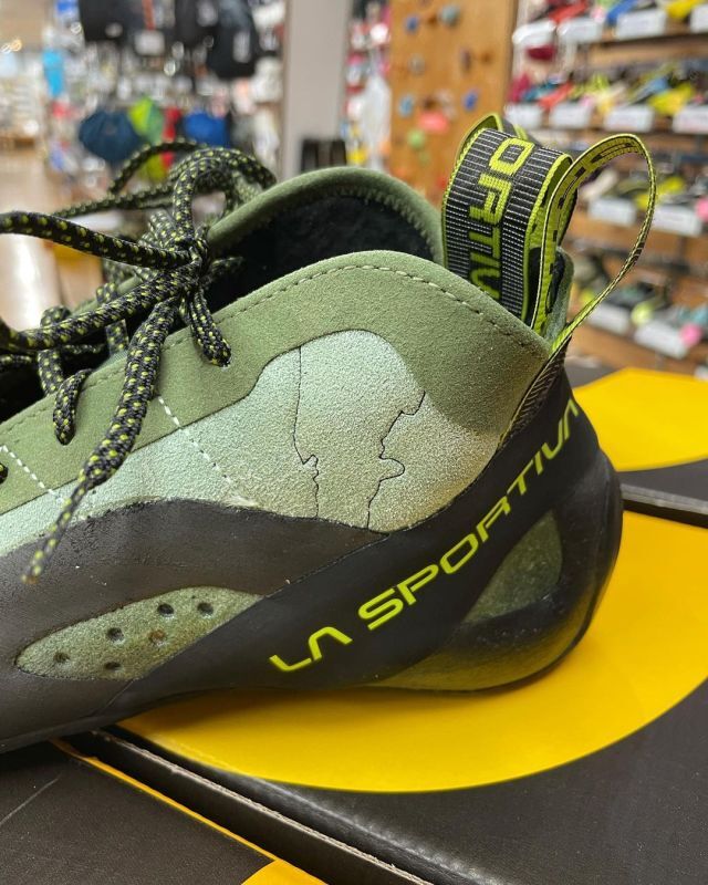 LA SPORTIVA TC PRO スポルティバ TC プロ