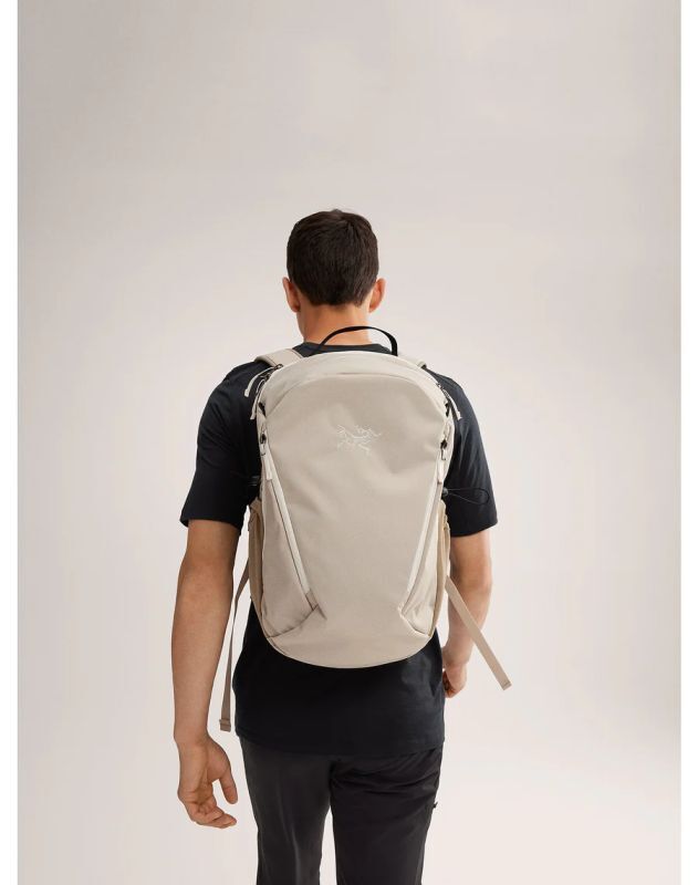 ARC’TERYX / MANTIS 26 BACKPACK